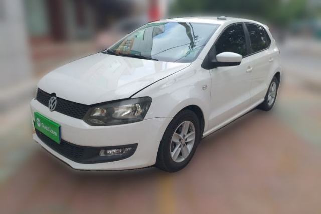 Ojetý Volkswagen Polo 2013 1.4L Manual Fashion Edition