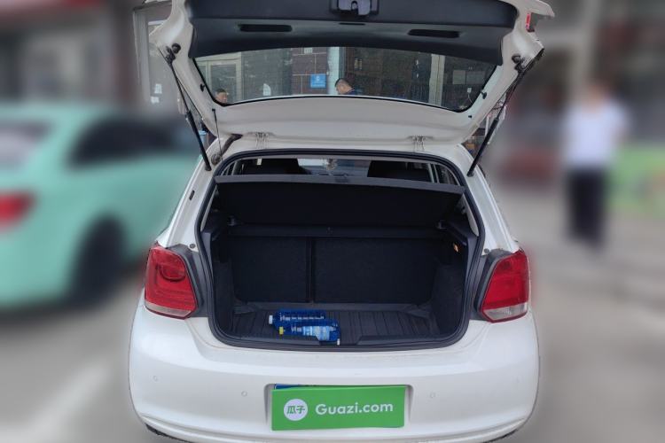 Used Volkswagen Polo 2013 1.6L Automatic Comfort Edition Trunk