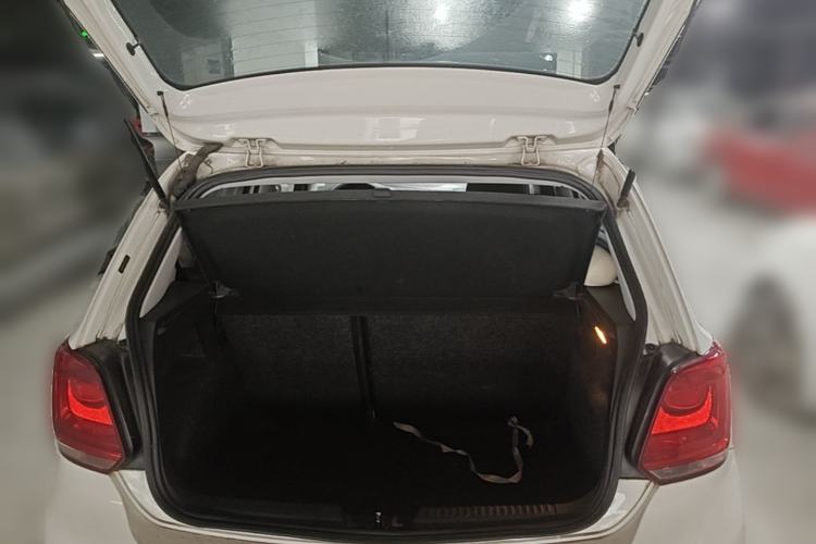 Used Volkswagen Polo 2013 1.4L Automatic Comfort Edition Trunk