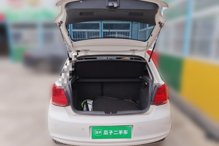 Used Volkswagen Polo 2013 1.6L Manual Comfort Edition Trunk