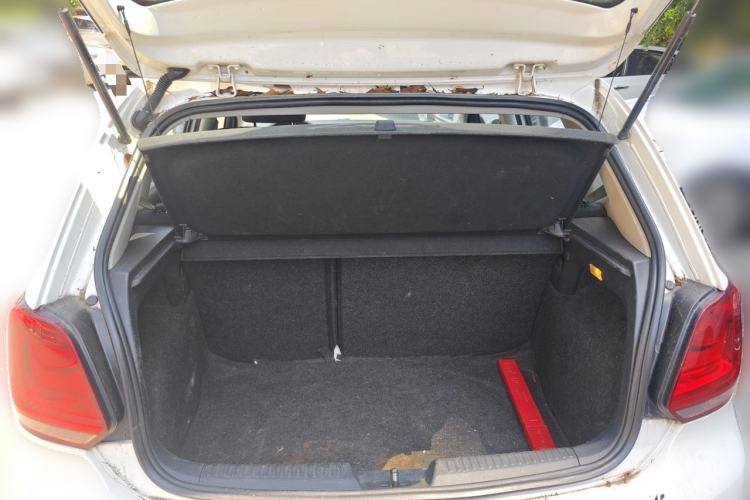 Used Volkswagen Polo 2013 1.4L Manual Comfort Edition Trunk