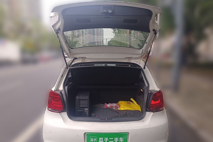 Used Volkswagen Polo 2013 1.4L Manual Comfort Edition Trunk