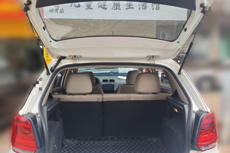 Used Volkswagen Polo 2013 1.6L Automatic Comfort Edition Trunk