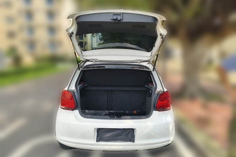 Used Volkswagen Polo 2013 1.4L Manual Comfort Edition Trunk