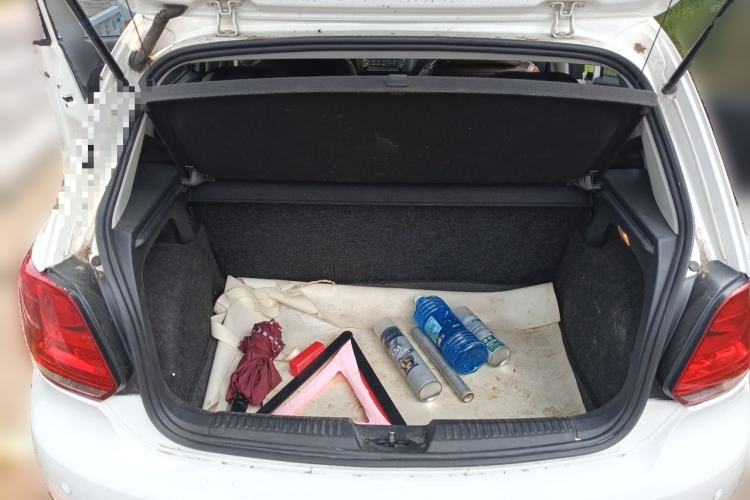 Used Volkswagen Polo 2013 1.4L Manual Fashion Edition Trunk