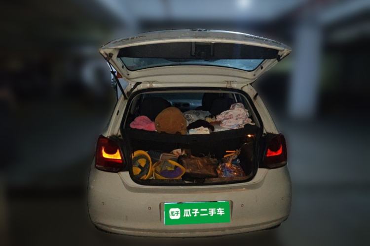 Used Volkswagen Polo 2013 1.6L Automatic Comfort Edition Trunk
