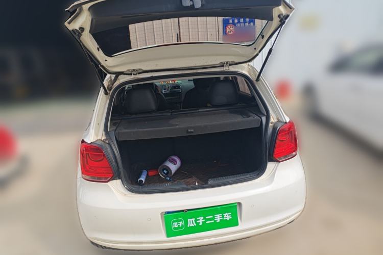 Used Volkswagen Polo 2013 1.4L Automatic Luxury Edition Trunk