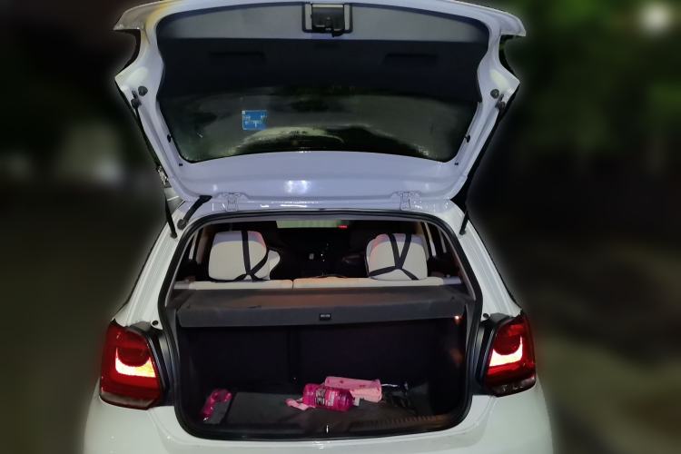 Used Volkswagen Polo 2013 1.4L Automatic Comfort Edition Trunk