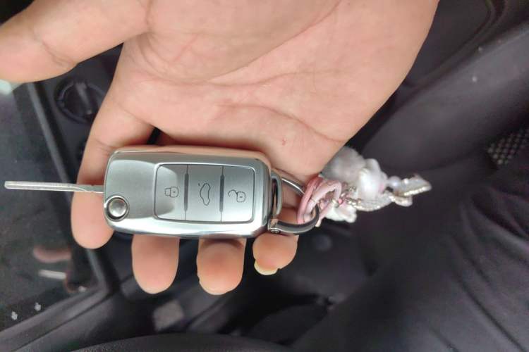 Used Volkswagen Polo 2013 1.6L Automatic Comfort Edition Vehicle Key