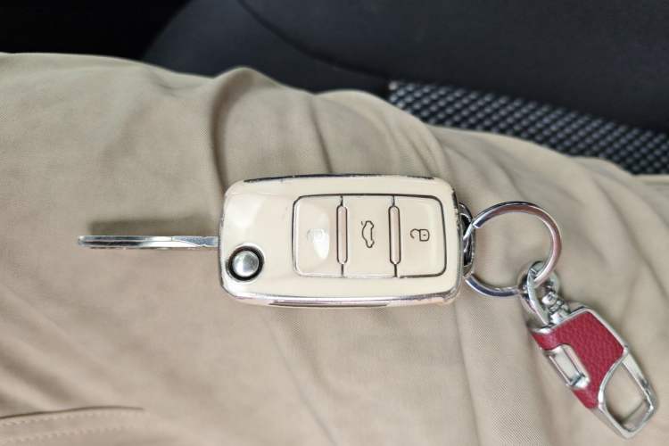 Used Volkswagen Polo 2013 1.6L Automatic Comfort Edition Vehicle Key