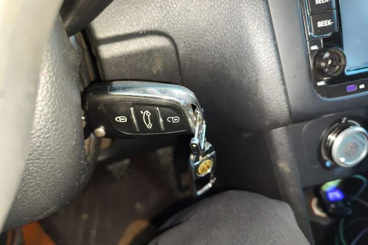 Used Volkswagen Polo 2013 1.4L Manual Fashion Edition Vehicle Key