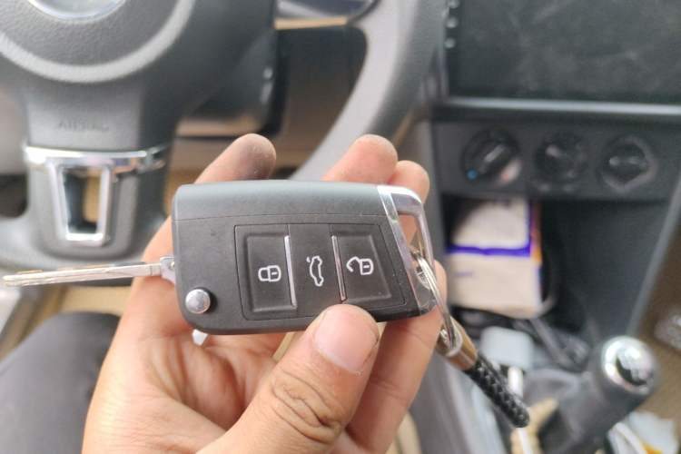 Used Volkswagen Polo 2013 1.4L Manual Fashion Edition Vehicle Key