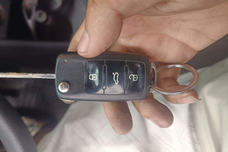Used Volkswagen Polo 2013 1.4L Manual Comfort Edition Vehicle Key