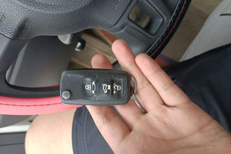 Used Volkswagen Polo 2013 1.4L Manual Fashion Edition Vehicle Key