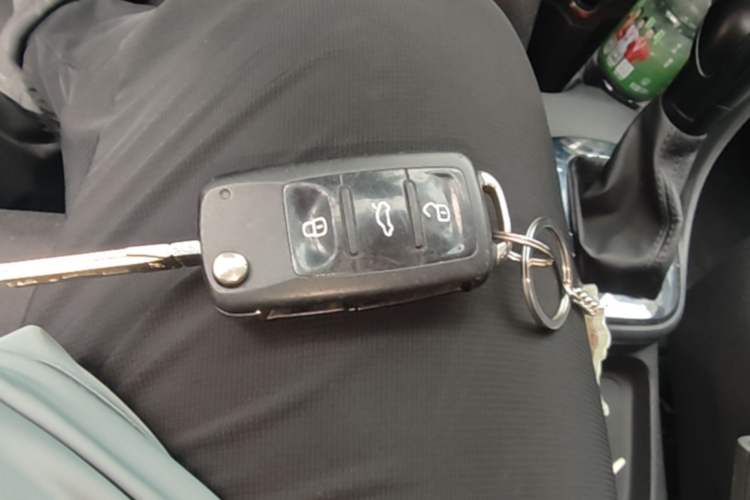 Used Volkswagen Polo 2013 1.6L Automatic Comfort Edition Vehicle Key