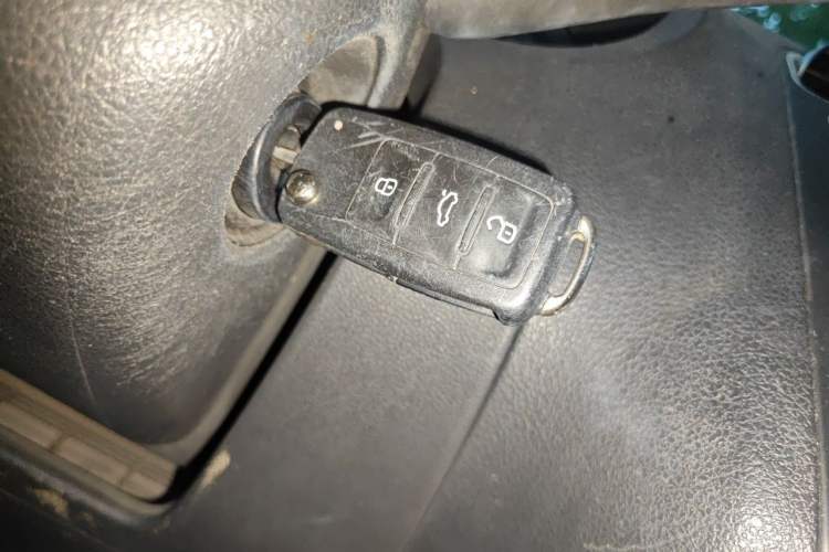Used Volkswagen Polo 2013 1.4L Automatic Comfort Edition Vehicle Key