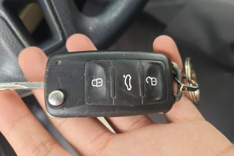 Used Volkswagen Polo 2013 1.6L Automatic Comfort Edition Vehicle Key