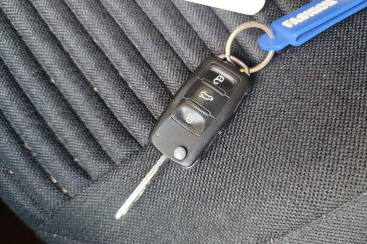 Used Volkswagen Polo 2013 1.6L Manual Comfort Edition Vehicle Key