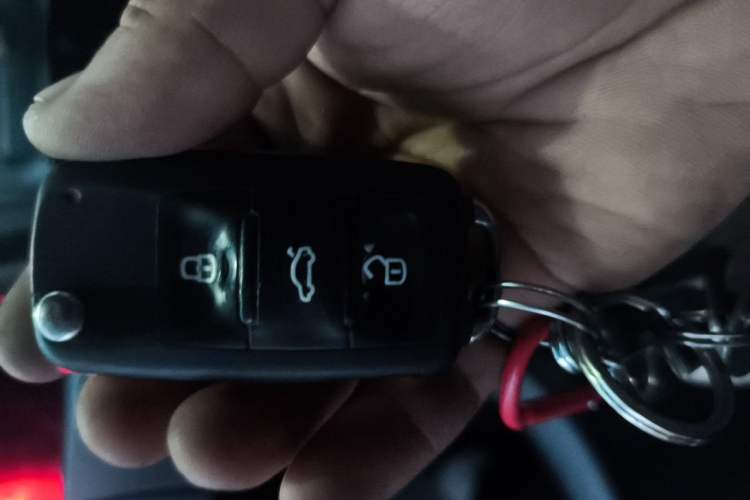 Used Volkswagen Polo 2013 1.4L Automatic Comfort Edition Vehicle Key