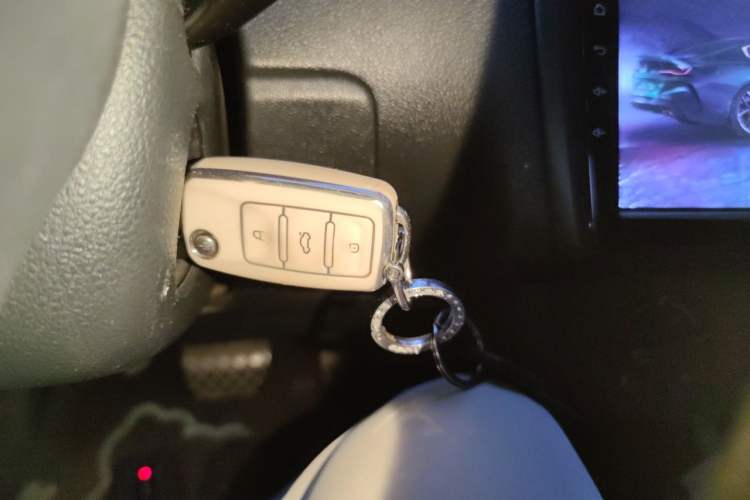 Used Volkswagen Polo 2013 1.6L Automatic Comfort Edition Vehicle Key
