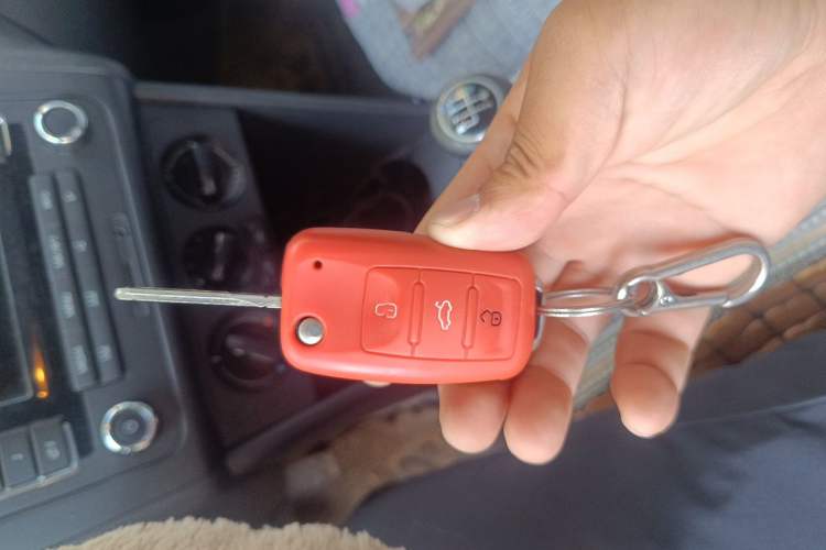 Used Volkswagen Polo 2013 1.4L Manual Fashion Edition Vehicle Key