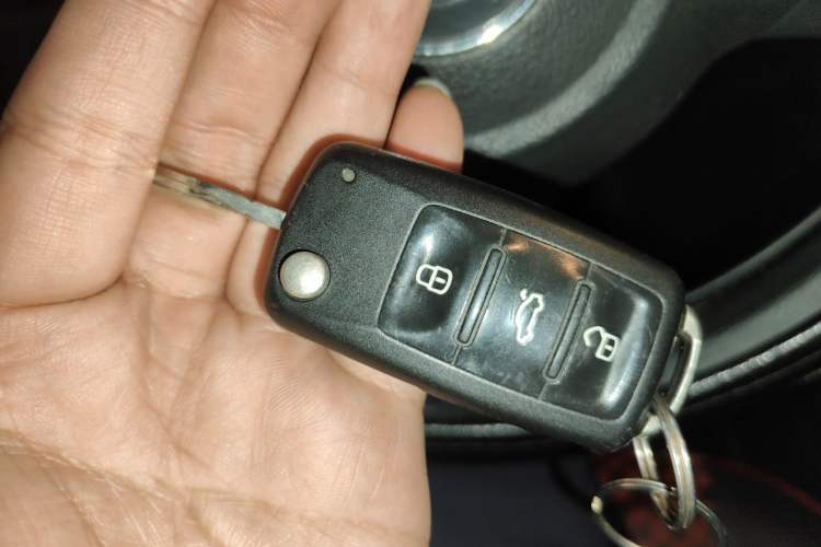 Used Volkswagen Polo 2013 1.6L Automatic Comfort Edition Vehicle Key