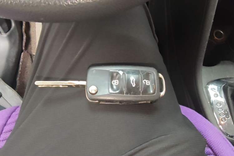 Used Volkswagen Polo 2013 1.6L Automatic Comfort Edition Vehicle Key