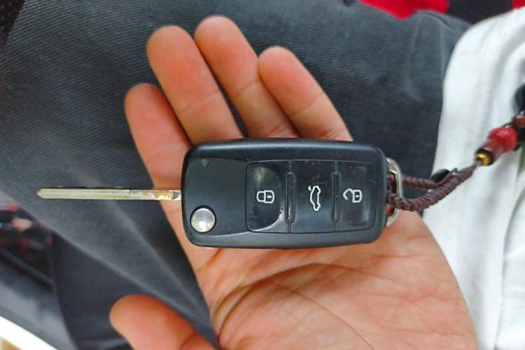 Used Volkswagen Polo 2013 1.6L Automatic Comfort Edition Vehicle Key