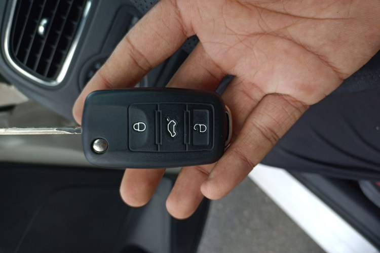 Used Volkswagen Polo 2013 1.6L Automatic Comfort Edition Vehicle Key