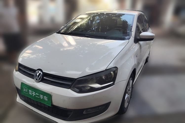 Used Volkswagen Polo 2013 1.4L Manual Comfort Edition Guazi used car, China used car export, Used car for sale, Used  cars, Cheapest cars for sale