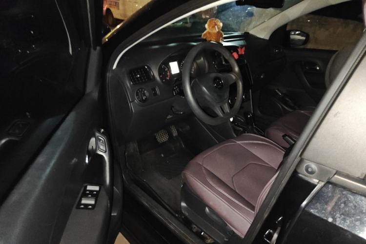 Used Volkswagen Polo 2014 1.4L Automatic Comfort Edition Driver Seat