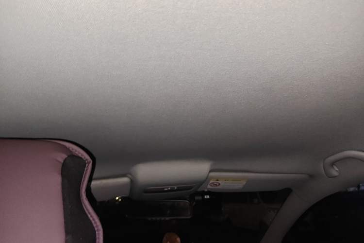 Used Volkswagen Polo 2014 1.4L Automatic Comfort Edition Headliner