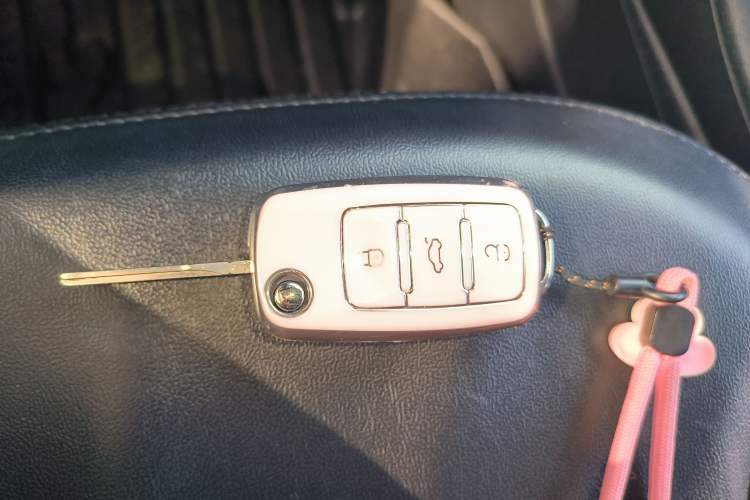 Used Volkswagen Polo 2014 1.4L Automatic Comfort Edition Interior 1