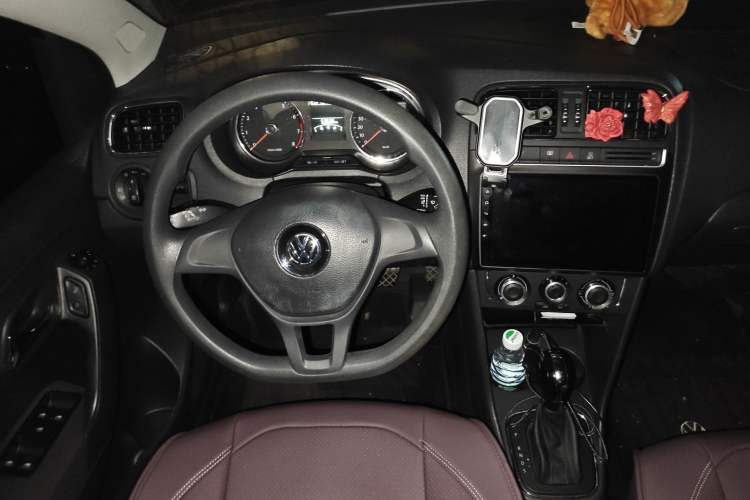 Used Volkswagen Polo 2014 1.4L Automatic Comfort Edition Steering Wheel