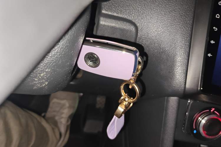 Used Volkswagen Polo 2014 1.4L Automatic Comfort Edition Vehicle Key