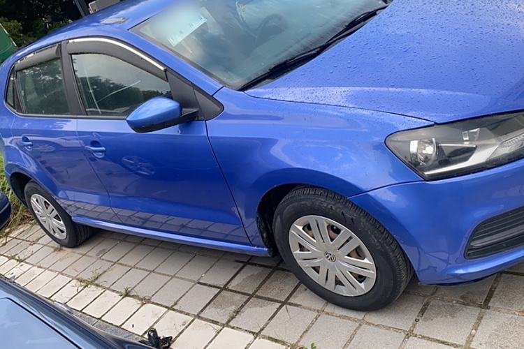 Used Volkswagen Polo 2014 1.4L Manual Fashion Edition Exterior 4