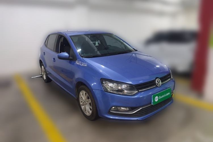 Used Volkswagen Polo 2014 1.4L Automatic Comfort Edition Front Right 45 Deg