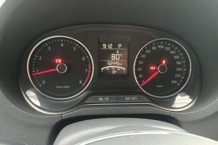 Used Volkswagen Polo 2014 1.6L Cross Polo Automatic Instrument Cluster
