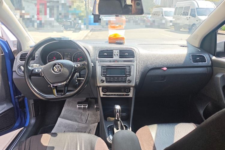 Used Volkswagen Polo 2014 1.6L Cross Polo Automatic Interior 2