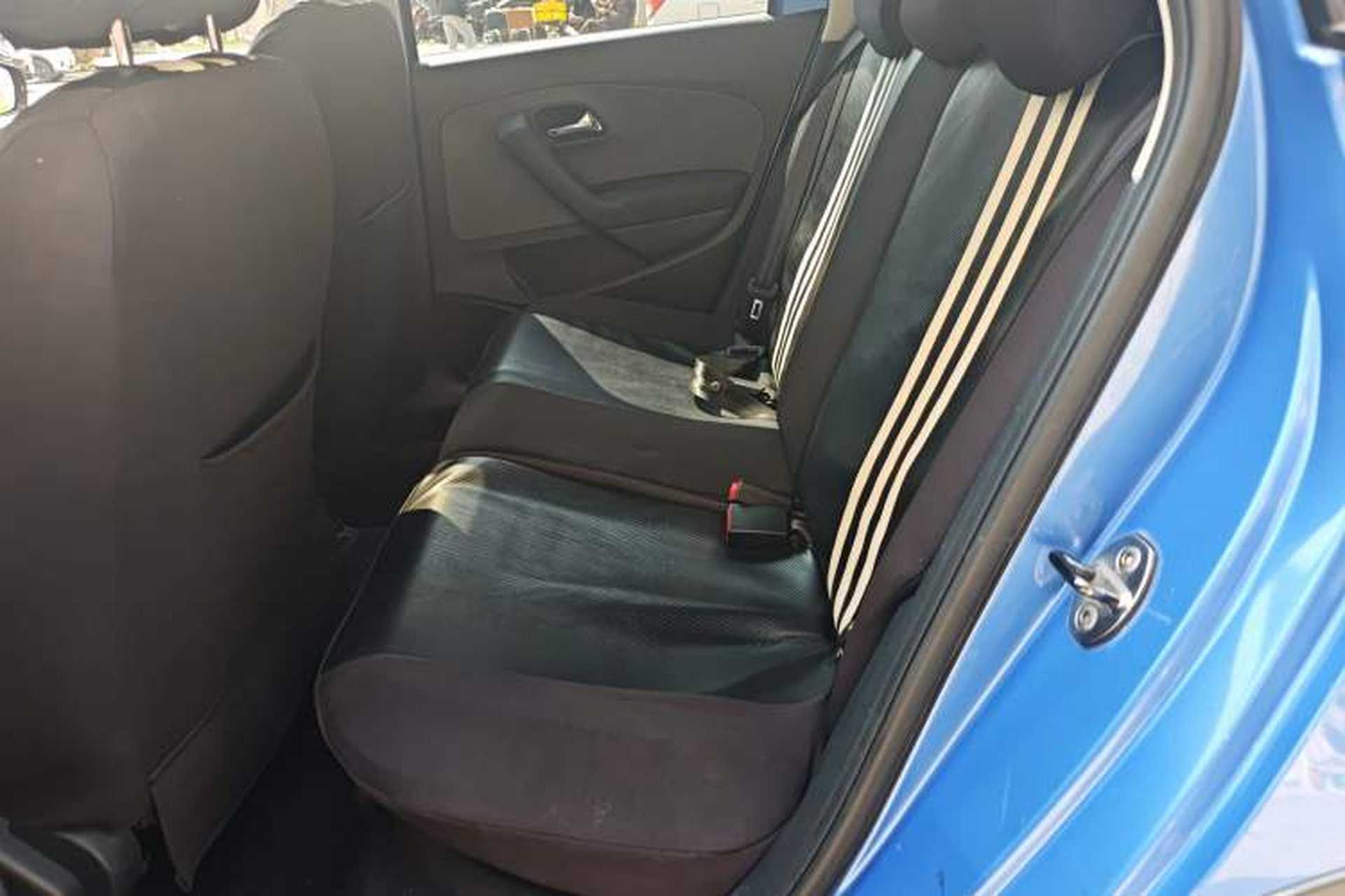 Used Volkswagen Polo 2014 1.6L Cross Polo Automatic Interior 4