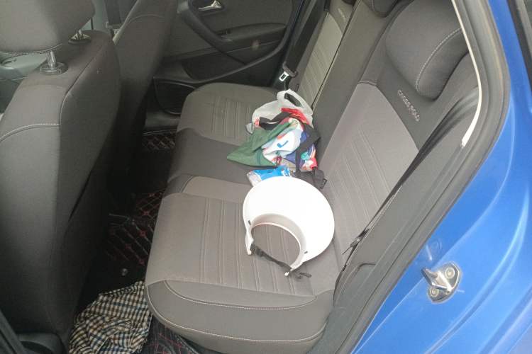 Used Volkswagen Polo 2014 1.6L Cross Polo Automatic Left Rear Seat