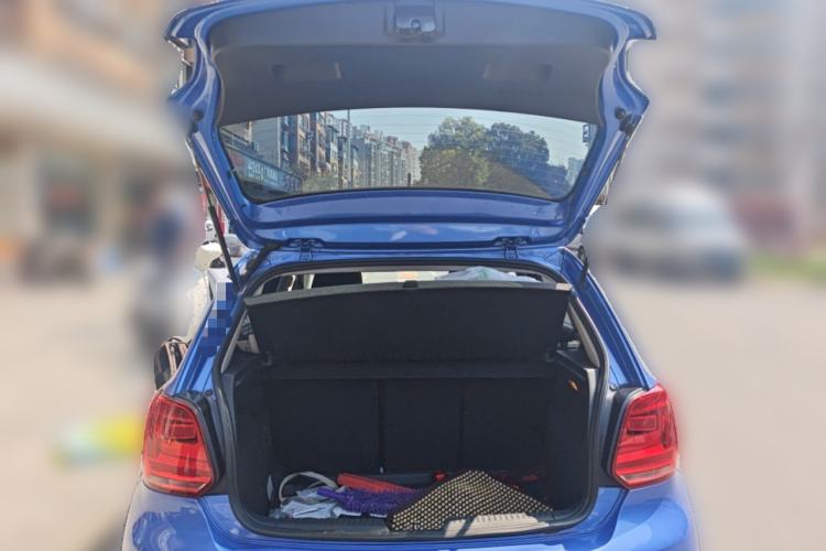Used Volkswagen Polo 2014 1.6L Cross Polo Automatic Trunk