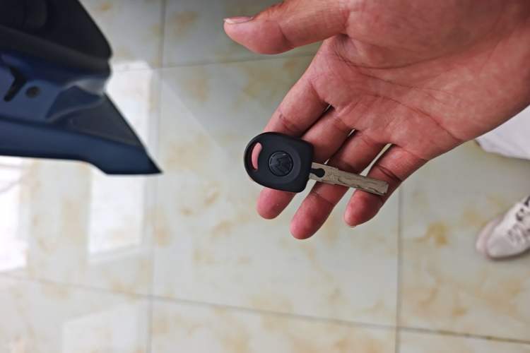 Used Volkswagen Polo 2014 1.4L Manual Fashion Edition Vehicle Key