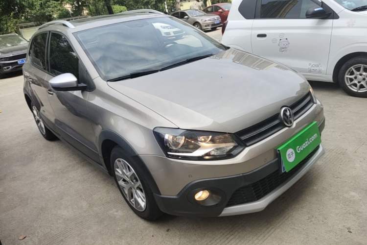 Used Volkswagen Polo 2014 1.6L Cross Polo Automatic Exterior 1