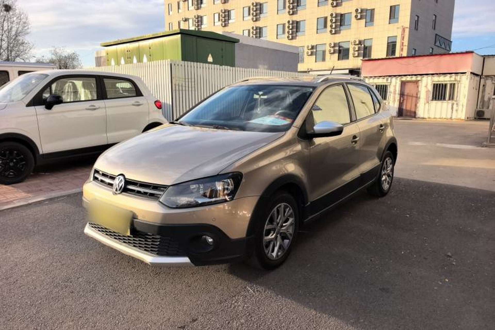 Used Volkswagen Polo 2014 1.6L Cross Polo Manual Front Left 45 Deg
