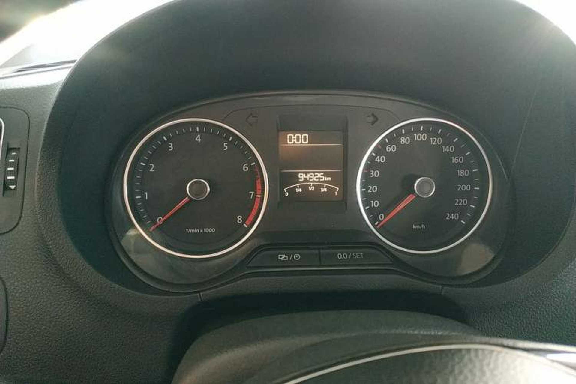 Used Volkswagen Polo 2014 1.6L Cross Polo Automatic Instrument Cluster