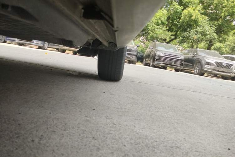 Used Volkswagen Polo 2014 1.6L Cross Polo Automatic Left Side Sill