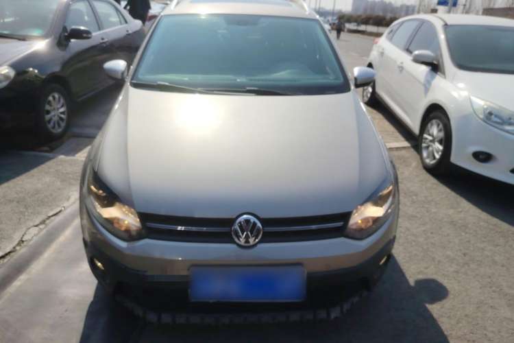 Used Volkswagen Polo 2014 1.6L Cross Polo Automatic Exterior 1