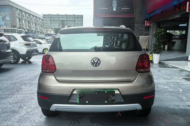 Used Volkswagen Polo 2014 1.6L Cross Polo Automatic Exterior 4