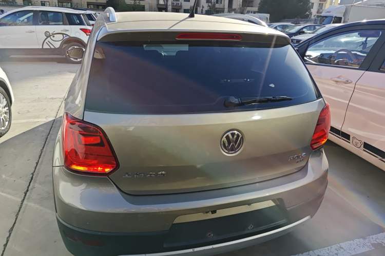 Used Volkswagen Polo 2014 1.6L Cross Polo Automatic Exterior 4